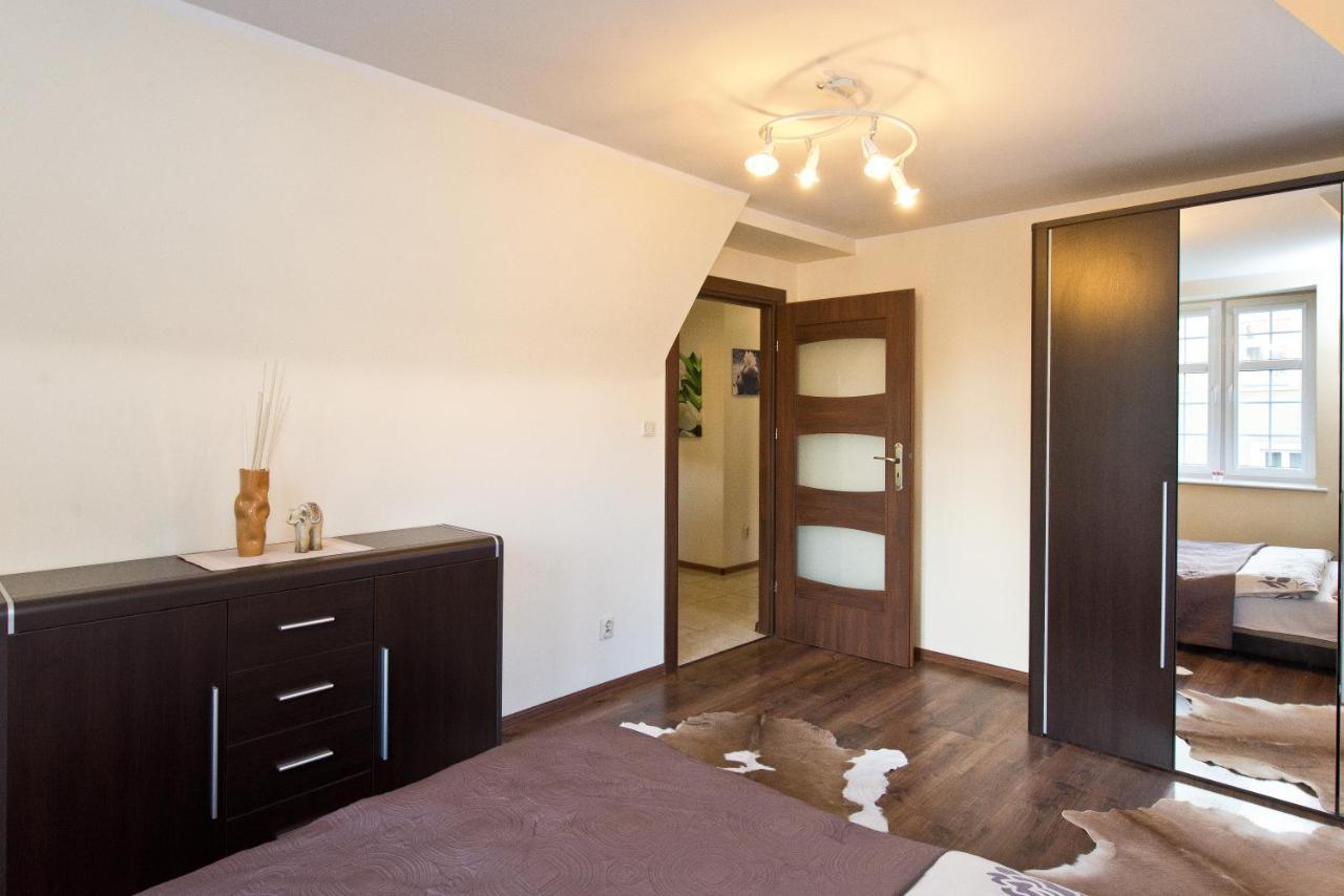 Gdanskie Apartamenty - Apartamenty Na Swietego Ducha Z 2 Sypialniami Extérieur photo